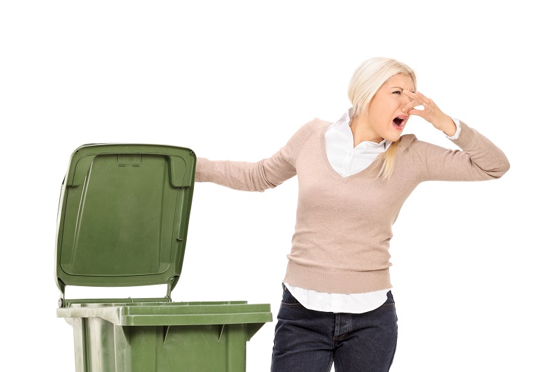 How To Clean Your Trash Can Sunrise, How To Get Rid Of Smell In Outdoor Garbage Can