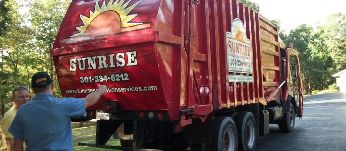 Preventing accidents with garbage truck